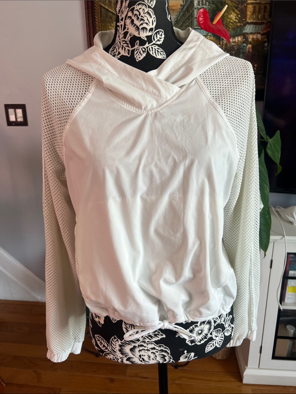 lululemon athletica White Mesh Hoodie/ windbreaker